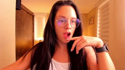 Anabel online show from 01/28/25, 07:53