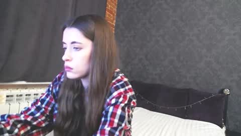 Anna online show from 12/16/25, 01:05