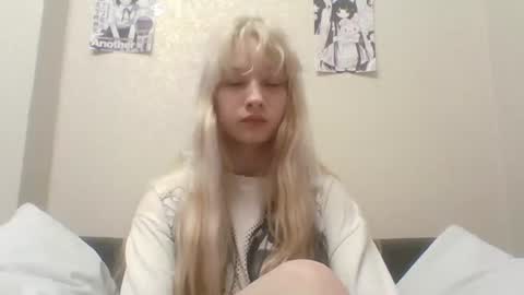 Snapshot of anabelbrando chatting on 07/03/26, 07:20 Malvina online show from 07/03/26, 07:20