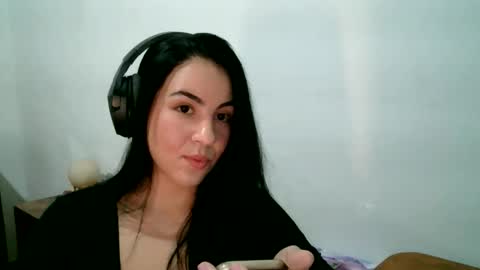 anabelenogueira1 online show from 06/11/26, 12:54