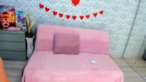   Ana   online show from 02/11/25, 06:51