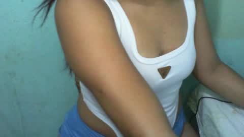 Snapshot of anacarada chatting on 04/27/26, 10:35 anacarada online show from 04/27/26, 10:35