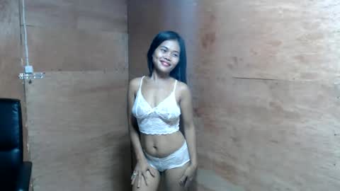 Snapshot of anacumonu69 chatting on 06/06/26, 12:05 Im Ann online show from 06/06/26, 12:05
