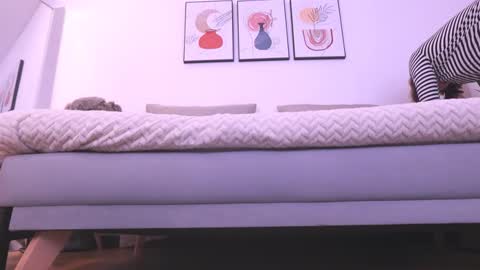 IG Soyanah  online show from 10/23/25, 10:19