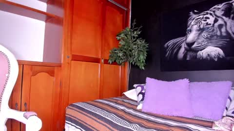 Anahi online show from 02/09/25, 12:39