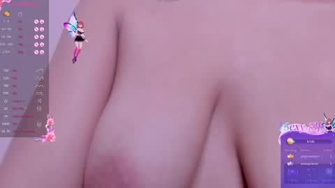 Snapshot of anahi_curlie1 chatting on 02/25/25, 06:03 Anahi Curlie online show from 02/25/25, 06:03