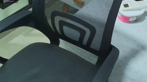 Snapshot of anahi_maite chatting on 10/19/25, 11:33 Anahi online show from 10/19/25, 11:33