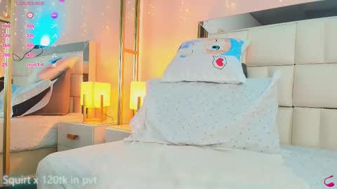 Snapshot of anahi_maite chatting on 02/12/26, 07:53 Anahi online show from 02/12/26, 07:53