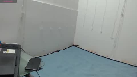 Anahi Browns online show from 03/04/25, 10:16