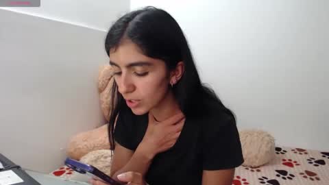 Anahi Browns online show from 03/27/26, 08:08