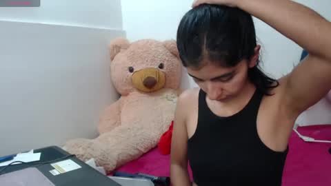 Anahi Browns online show from 07/21/26, 05:59