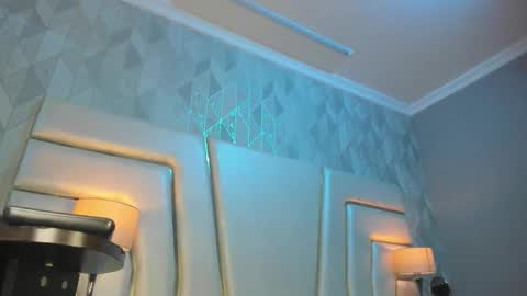 Anahis online show from 10/31/25, 04:57