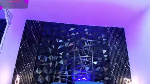 Snapshot of anaiaclarck chatting on 06/15/26, 03:53 Im Sara online show from 06/15/26, 03:53