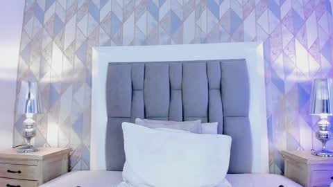   online show from 03/02/25, 02:32