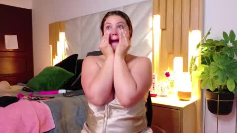 Anaise  online show from 09/13/25, 11:43