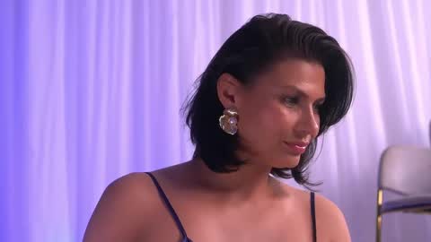 Anais online show from 05/19/26, 03:46