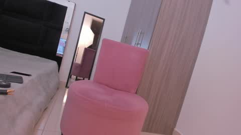 ANA HAMMERLE online show from 01/21/25, 12:04