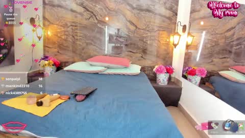 Analia smith online show from 01/31/25, 06:24