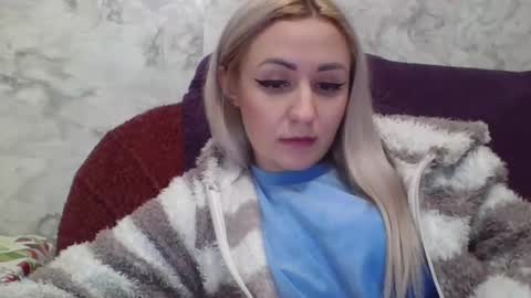 analqueen2024 online show from 12/30/24, 04:51