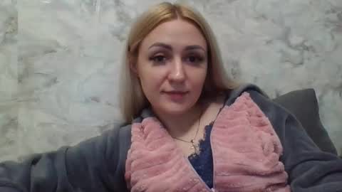 analqueen2024 online show from 10/17/25, 08:28