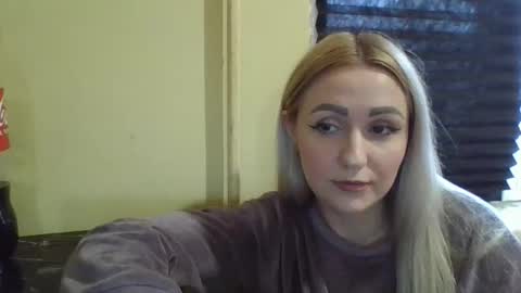 analqueen2024 online show from 10/25/25, 06:10