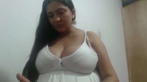 analy_hot online show from 10/28/25, 01:09