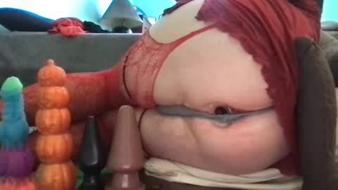 Snapshot of analzilla chatting on 10/26/25, 04:24 Mandy online show from 10/26/25, 04:24