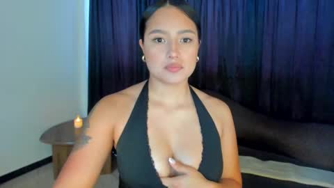 Snapshot of anamarieh chatting on 11/12/25, 06:19 Ann online show from 11/12/25, 06:19