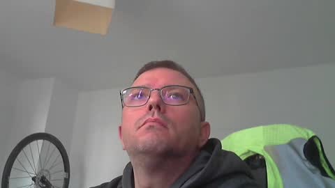 Andi online show from 10/06/25, 08:45