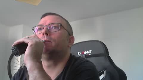 Andi online show from 11/16/25, 12:11