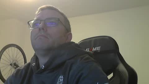 Andi online show from 12/01/25, 06:40