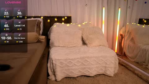 Snapshot of anarhodes chatting on 12/26/24, 10:16 Anna online show from 12/26/24, 10:16