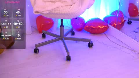 Snapshot of anarhodes chatting on 03/06/25, 07:25 Anna online show from 03/06/25, 07:25