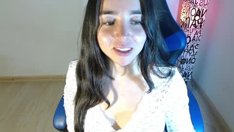 ana 3 online show from 03/25/26, 01:33