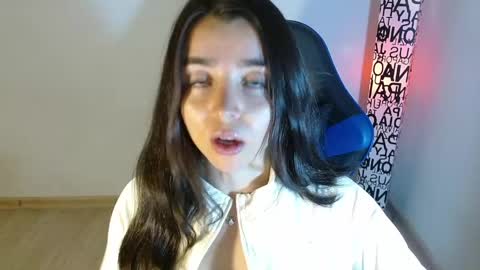 ana 3 online show from 04/19/26, 02:22