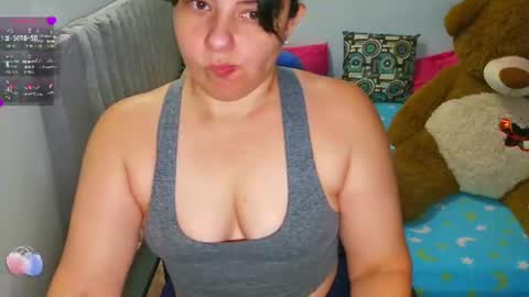 Snapshot of anaspark chatting on 07/15/26, 01:16 Ana online show from 07/15/26, 01:16