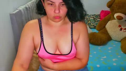 Snapshot of anaspark chatting on 08/06/26, 01:24 Ana online show from 08/06/26, 01:24