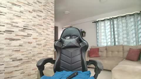 ana  online show from 01/15/25, 08:05