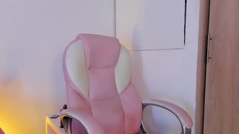 Anastacia online show from 11/21/25, 05:06