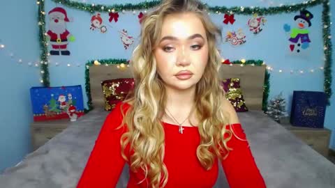 anastacyyellig online show from 12/31/24, 06:27