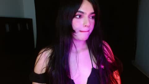 Snapshot of anastasia1213 chatting on 12/02/24, 12:52 Anastasia Gomez online show from 12/02/24, 12:52