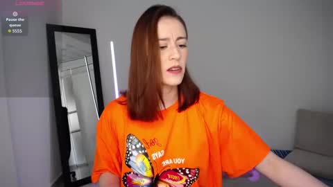 Snapshot of anastasia_doll8 chatting on 02/18/26, 07:54 anastasia_doll8 online show from 02/18/26, 07:54