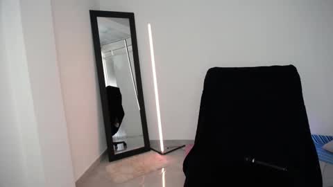 Snapshot of anastasia_doll8 chatting on 02/21/26, 07:04 anastasia_doll8 online show from 02/21/26, 07:04