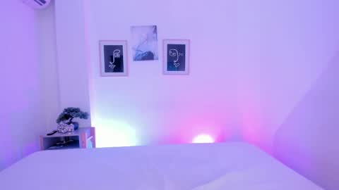 Ana online show from 03/19/26, 07:51