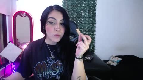 Jennyfer.... but u can say me Anastasia online show from 09/20/25, 05:52