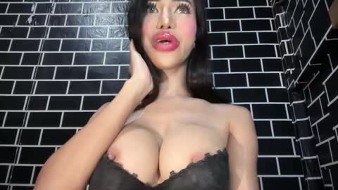 anawalters online show from 12/02/25, 05:19