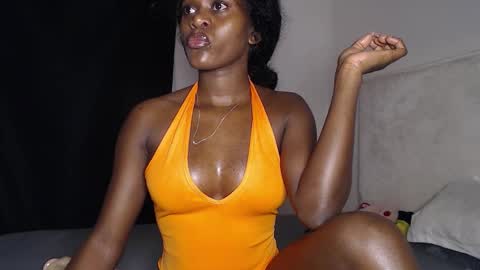 mayah online show from 01/12/26, 02:06