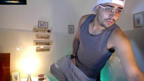 Snapshot of andders_ chatting on 05/23/26, 09:19 Anders online show from 05/23/26, 09:19