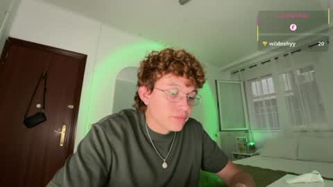 Snapshot of anddres_boss chatting on 06/12/26, 05:23 Tell Me ANDRESS ----- online show from 06/12/26, 05:23