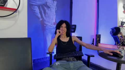 anddy_hugecock online show from 05/18/26, 07:20